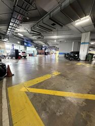 Carros Centre (D25), Factory #611009071